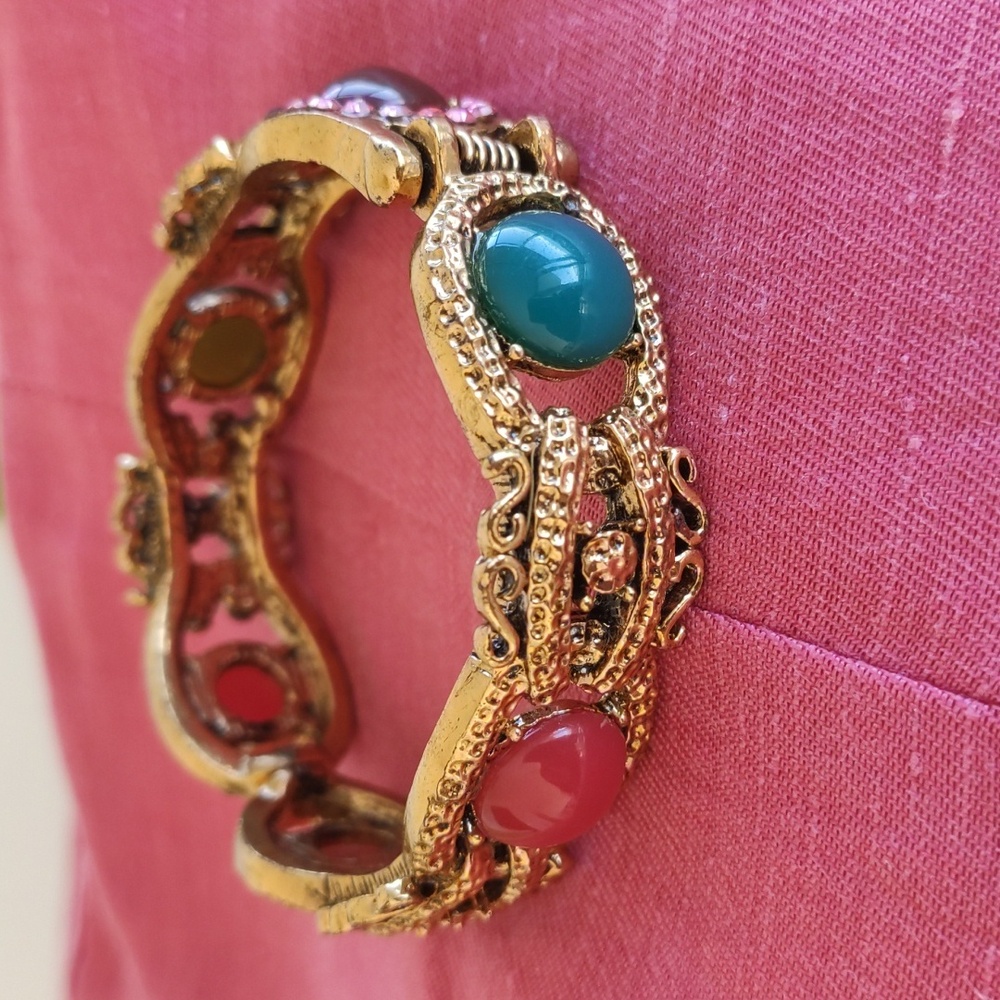 Antique/Victorian look bracelet